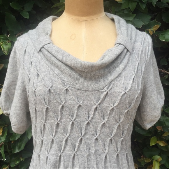 Banana 🍌 Republic drapes neckline sweater dress - Picture 2 of 4